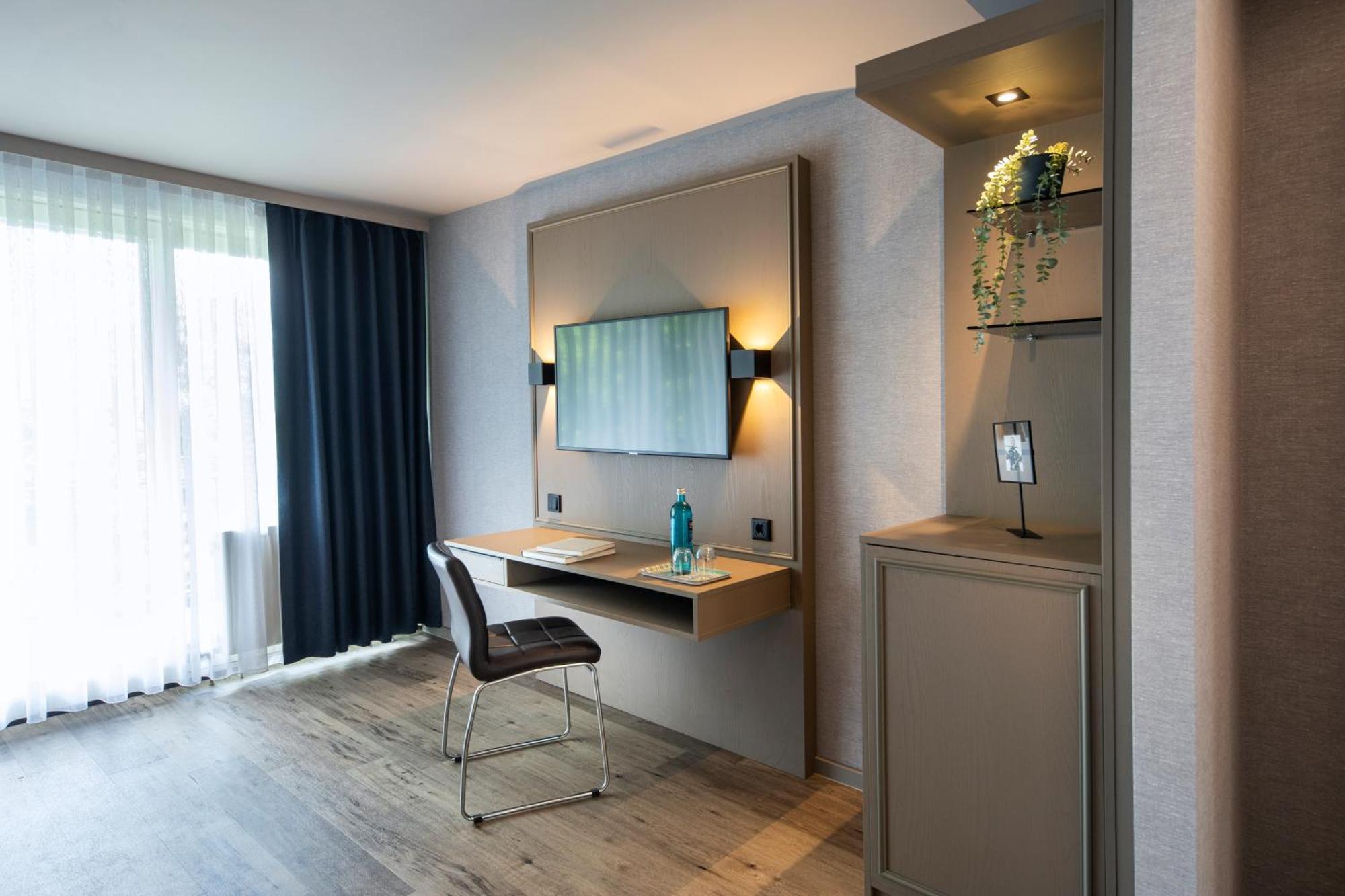 Roomingtons Karoli 瓦尔德基兴 外观 照片