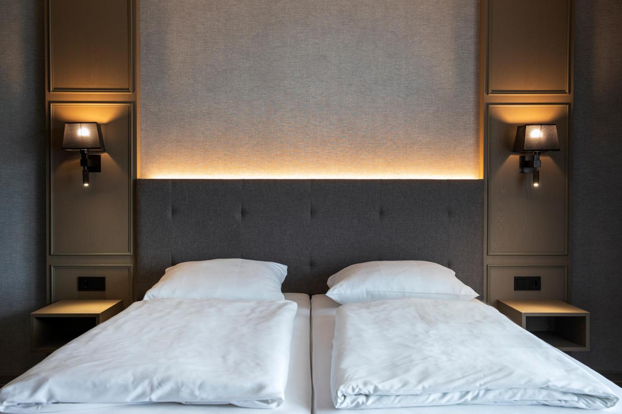 Roomingtons Karoli 瓦尔德基兴 外观 照片