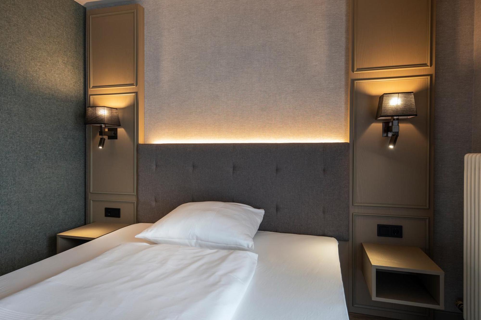 Roomingtons Karoli 瓦尔德基兴 外观 照片
