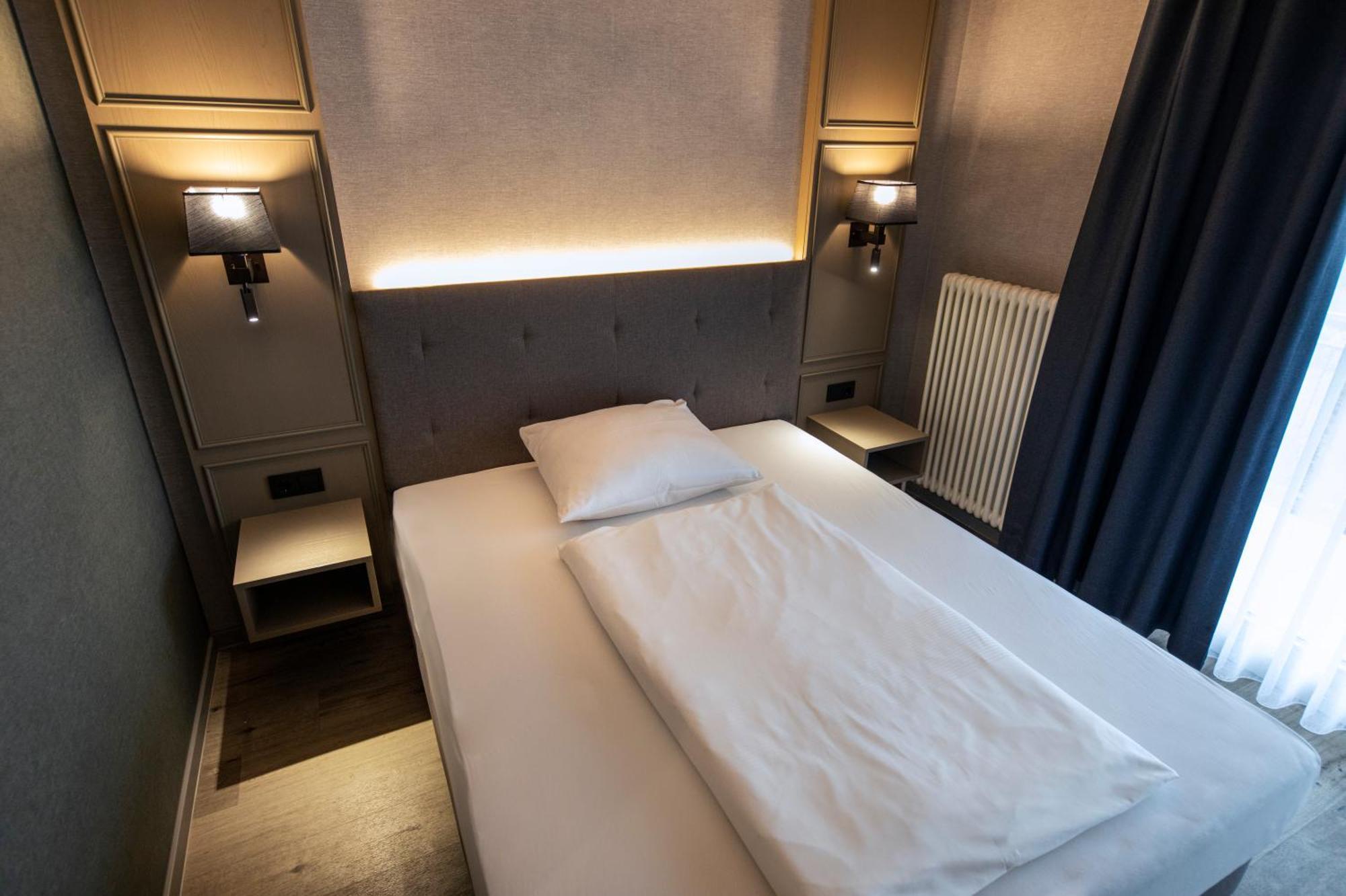 Roomingtons Karoli 瓦尔德基兴 外观 照片