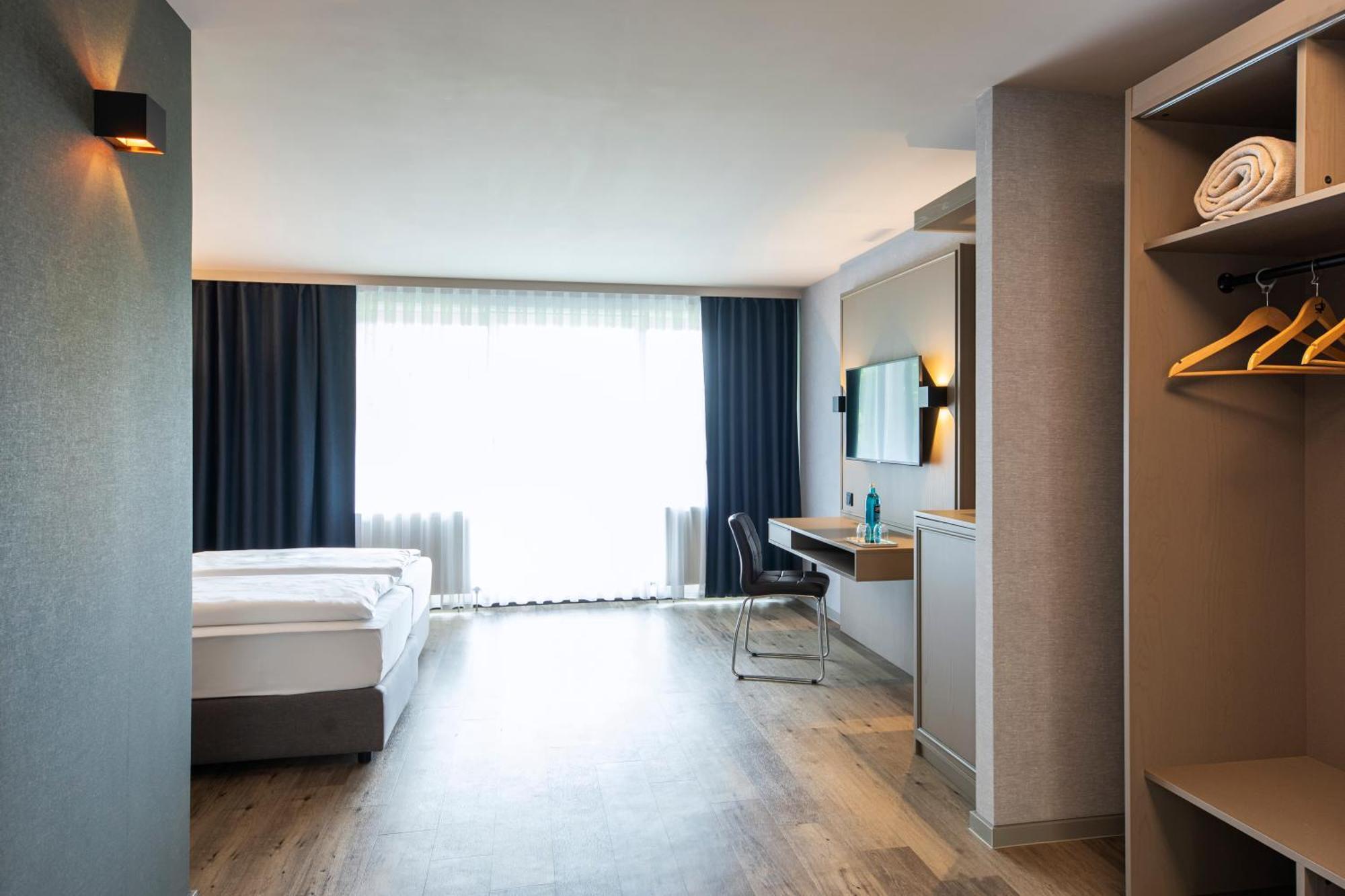Roomingtons Karoli 瓦尔德基兴 外观 照片