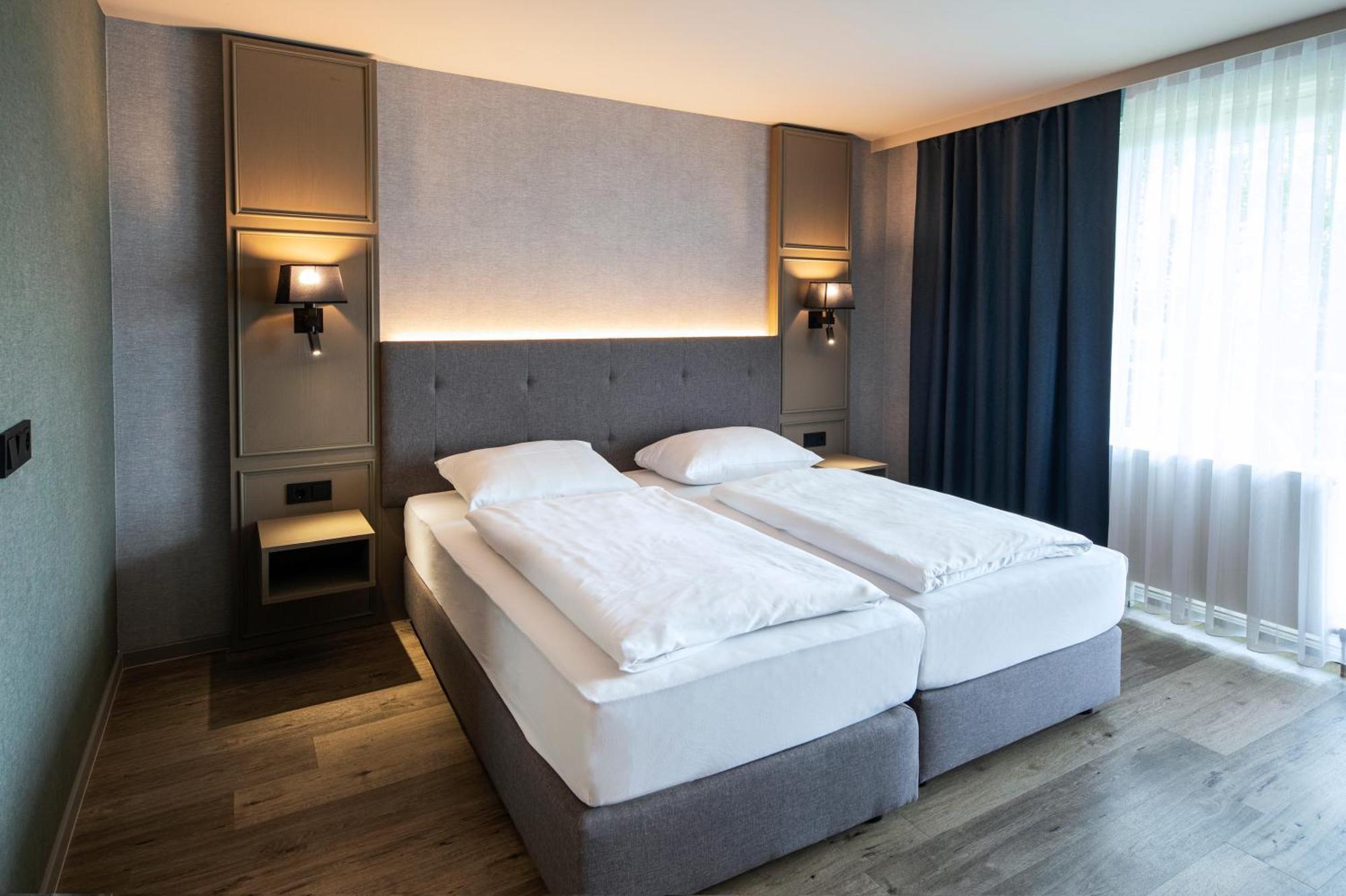 Roomingtons Karoli 瓦尔德基兴 外观 照片